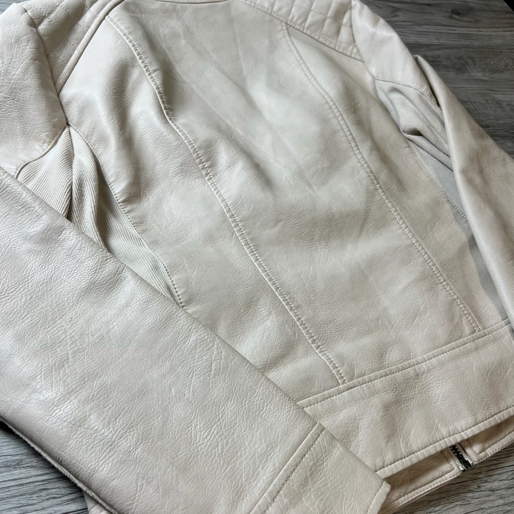 G.H. Bass Co Moto Jacket Womens XL Cream Faux Leather Quilted Biker Zip Up Coat - Picture 5 of 9